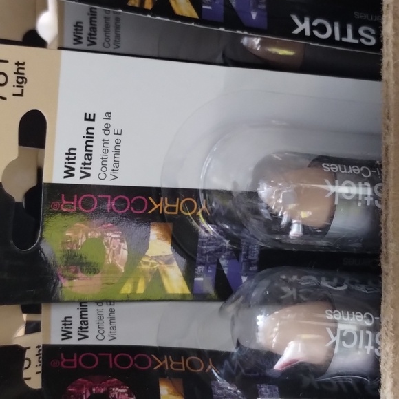 Mystery Makeup Box - Picture 2 of 10